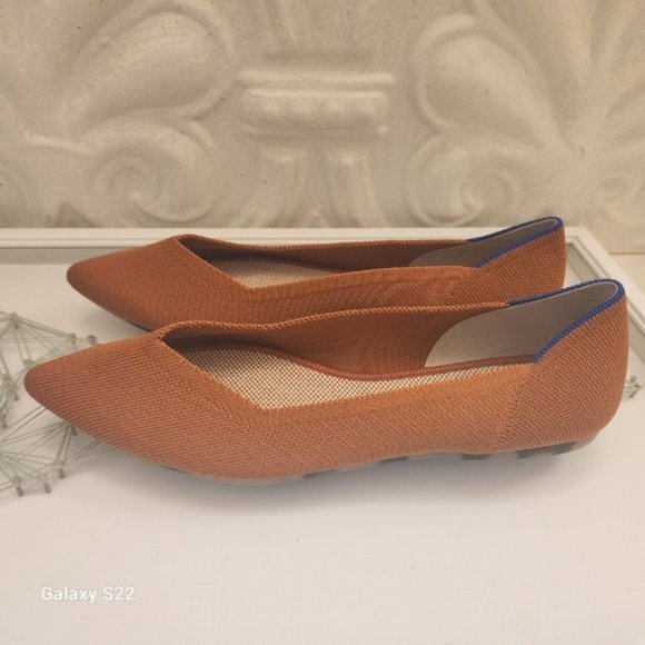 Rothy's "The Point II" Burnt Orange Flats. NWT. Size 8.5 - Picture 2 of 7